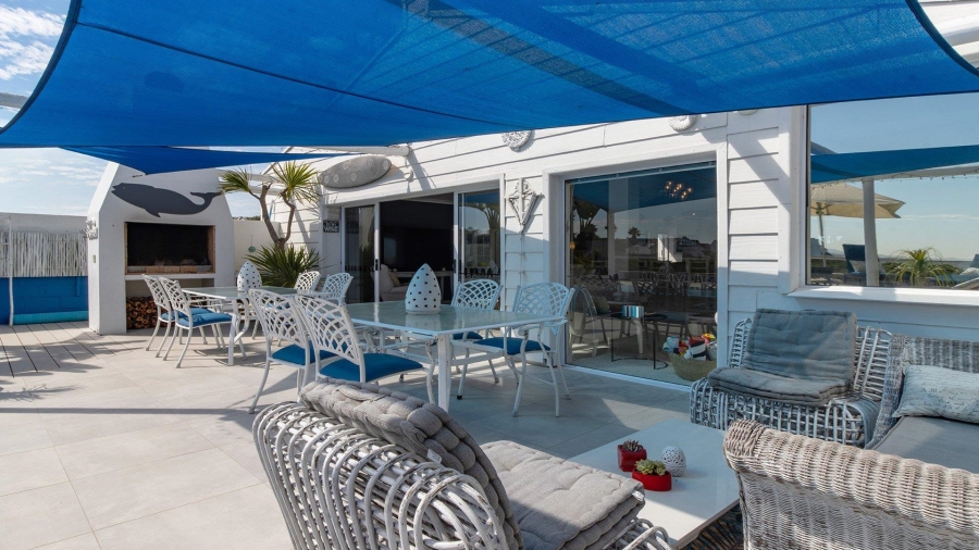 4 Bedroom Property for Sale in Grotto Bay Western Cape